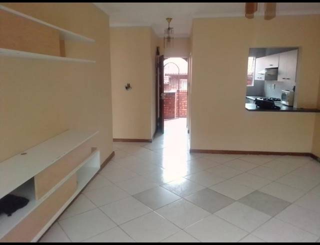 2 BEDROOM APARTMENT FOR SALE IN VORNA VALLEY